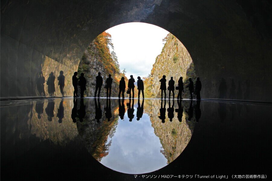 清津峡 Tunnel of Light